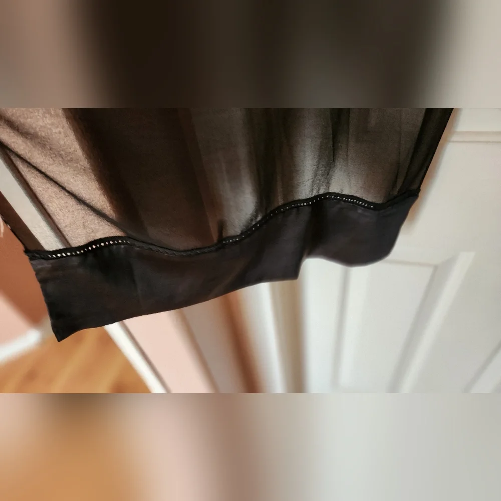 Black Long sheer Lightweight shawl wrap - Picture 3 of 7